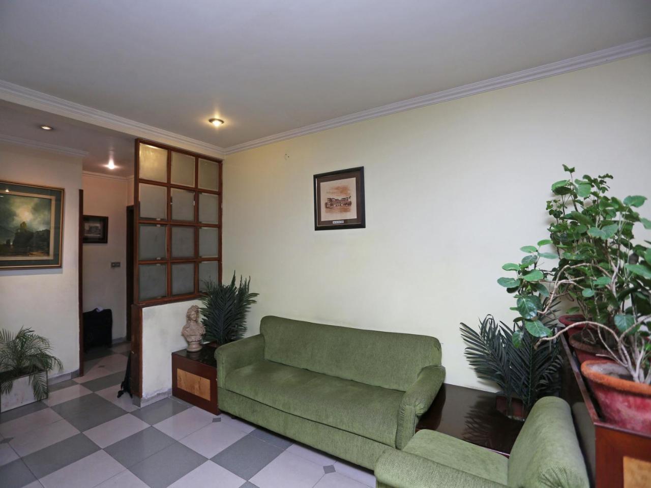 Oyo 3499 Tekarees Inn Lucknow Exterior foto